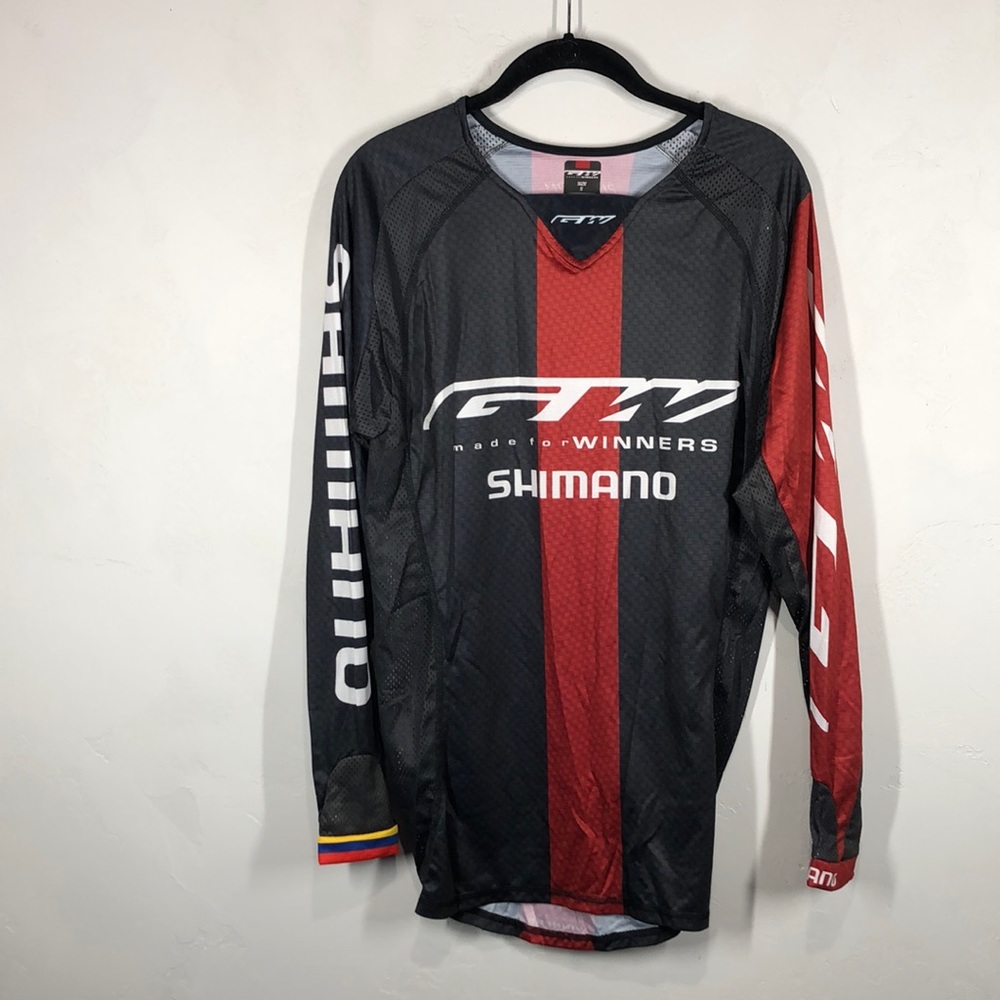 NWT GW black and red cycling long sleeve top size small